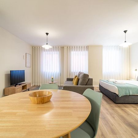 On The Square Studio - City Center By House And People Braga Buitenkant foto