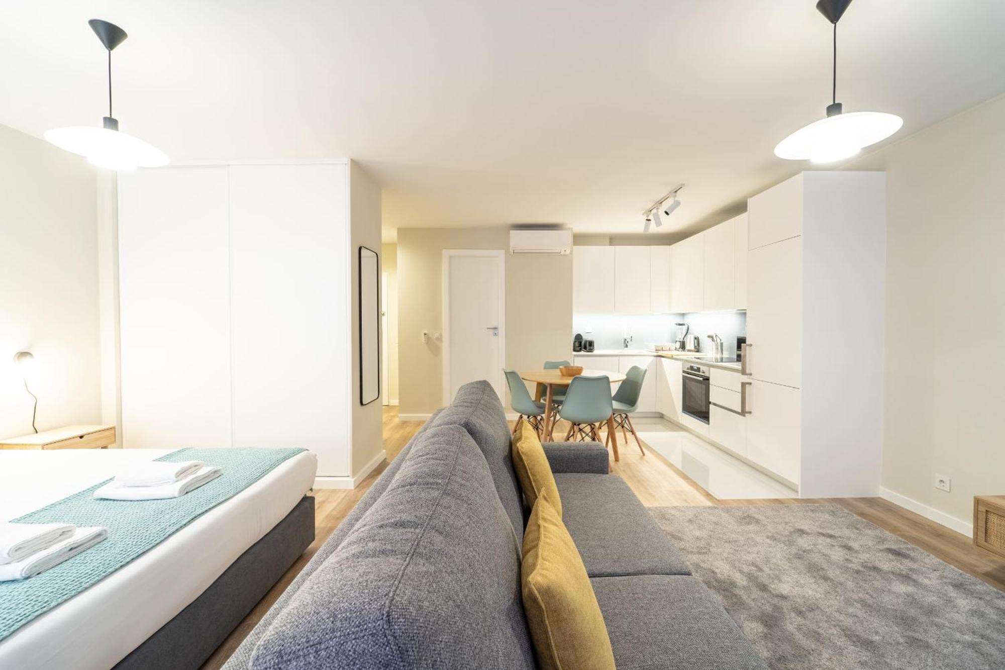 On The Square Studio - City Center By House And People Braga Buitenkant foto
